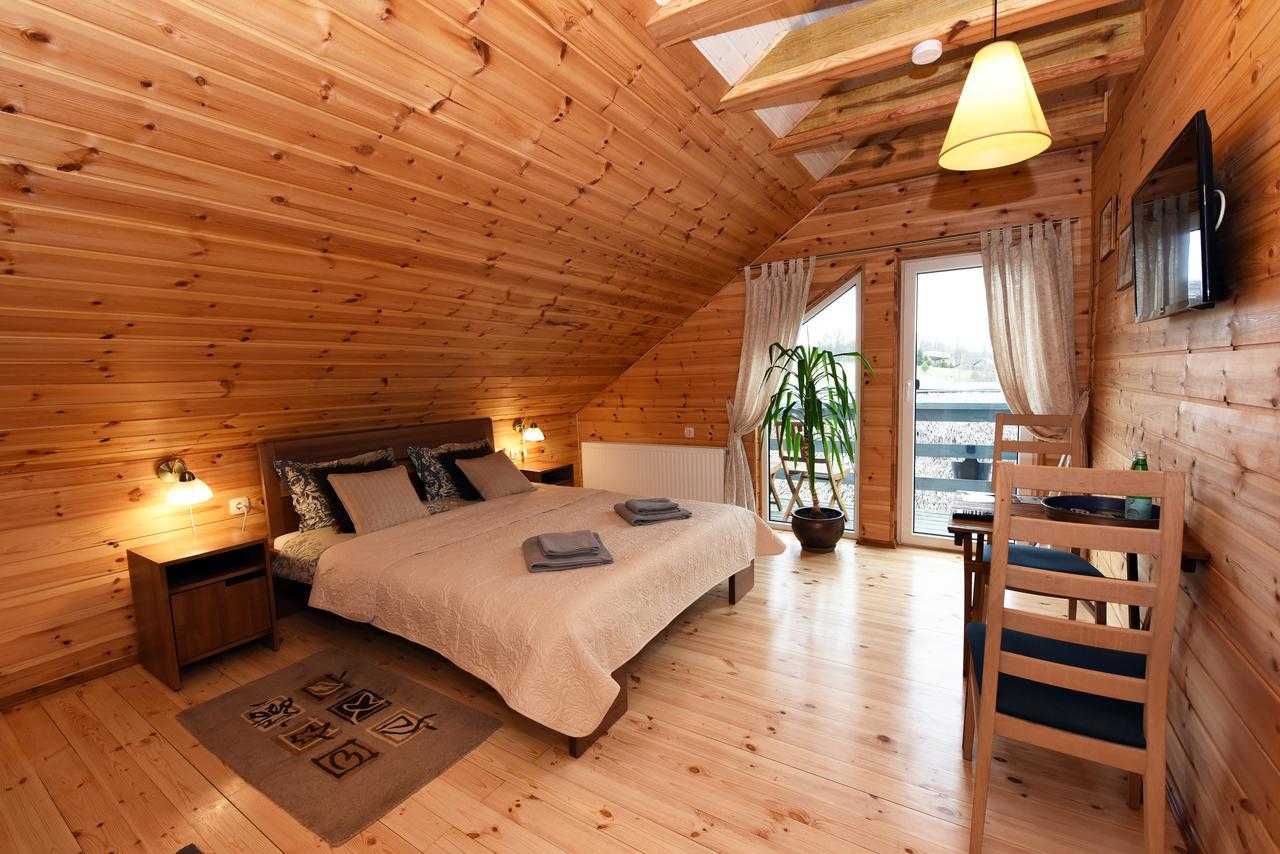 Zuvienes Pasiure Bed & Breakfast Rubikiai Eksteriør bilde